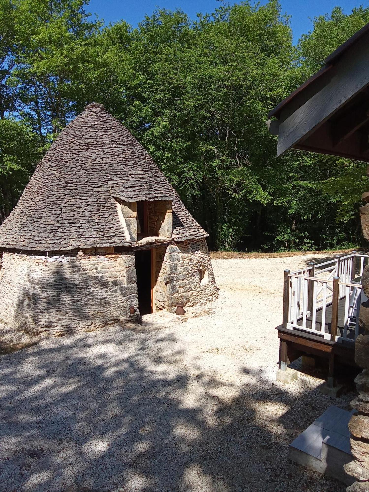 La Borie Du Bois Sarlat Bed and Breakfast Saint-Andre-d'Allas Exteriör bild